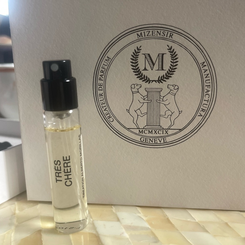 Mizensir “Tres Chére” Perfume Spray Refill (0.3 FL OZ / 8 ML)